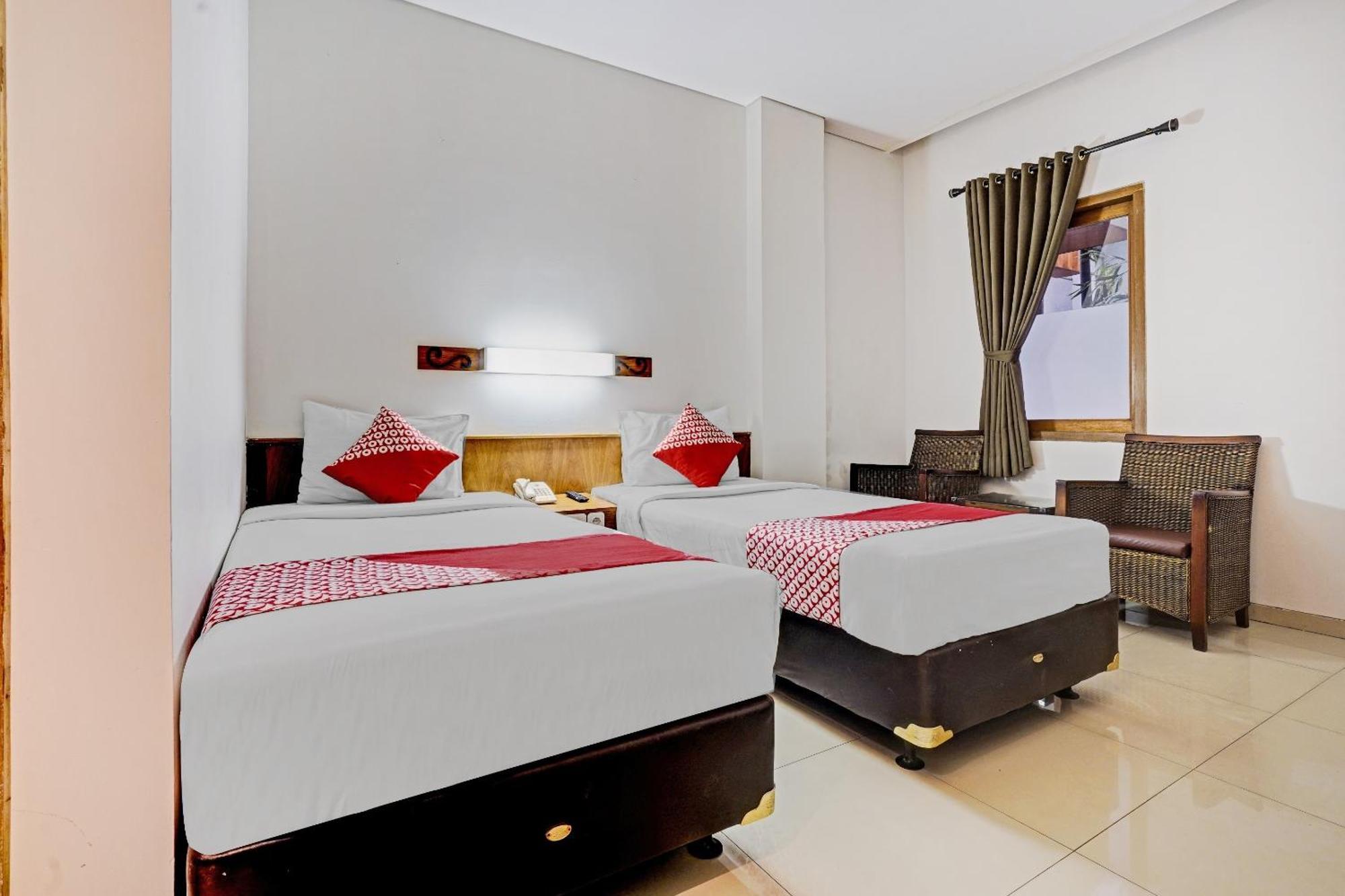 OYO Flagship 90501 Hotel Montameri Bandung Exterior foto