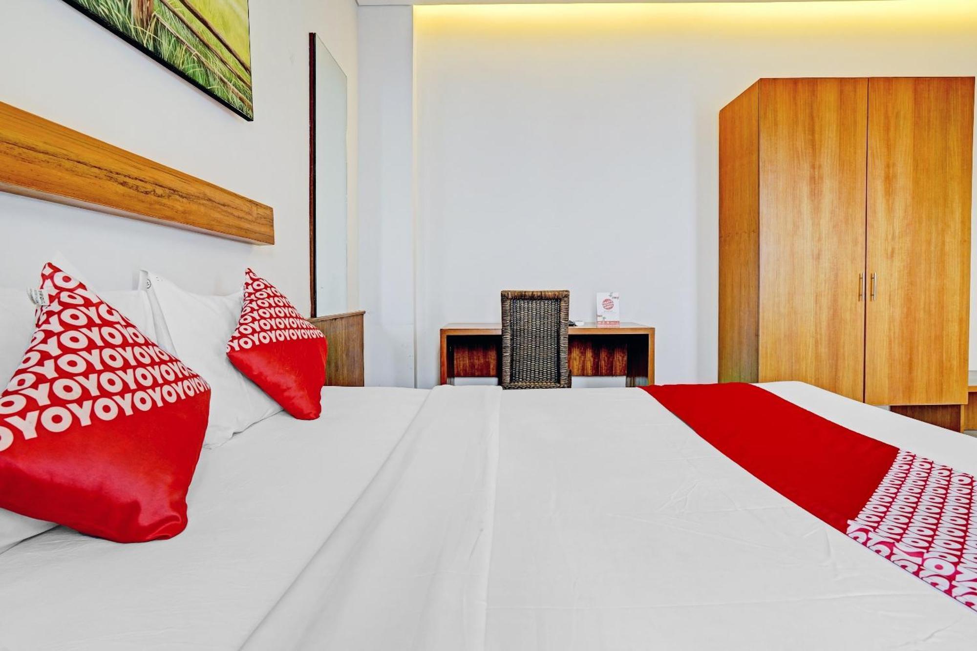OYO Flagship 90501 Hotel Montameri Bandung Exterior foto